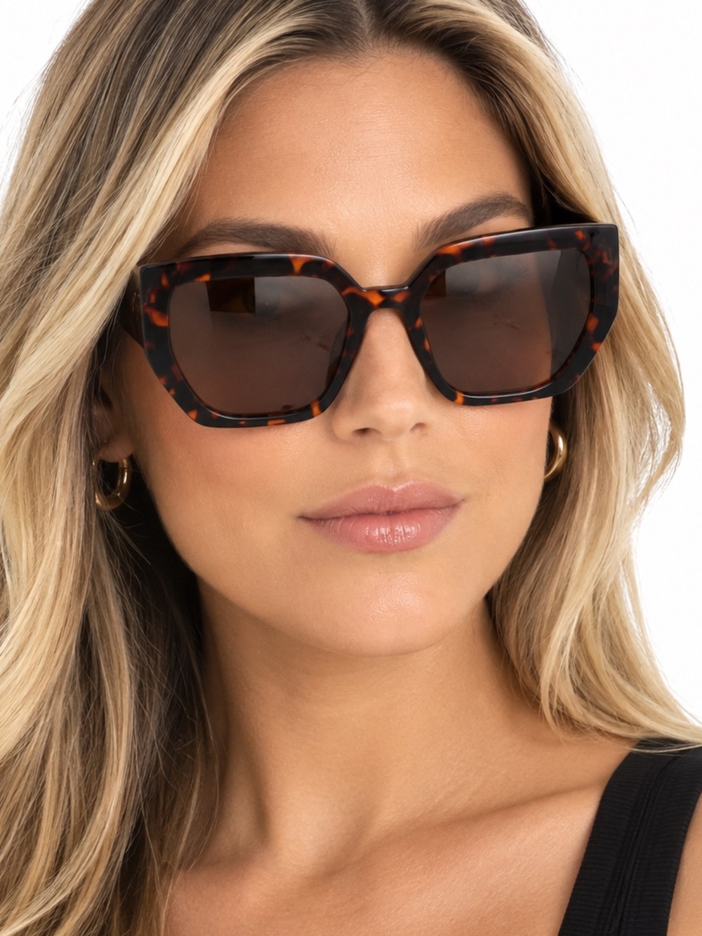 QUAY Contoured Sunglasses Tortoise Frame Brown Lens Oversized Cat Eye NWT